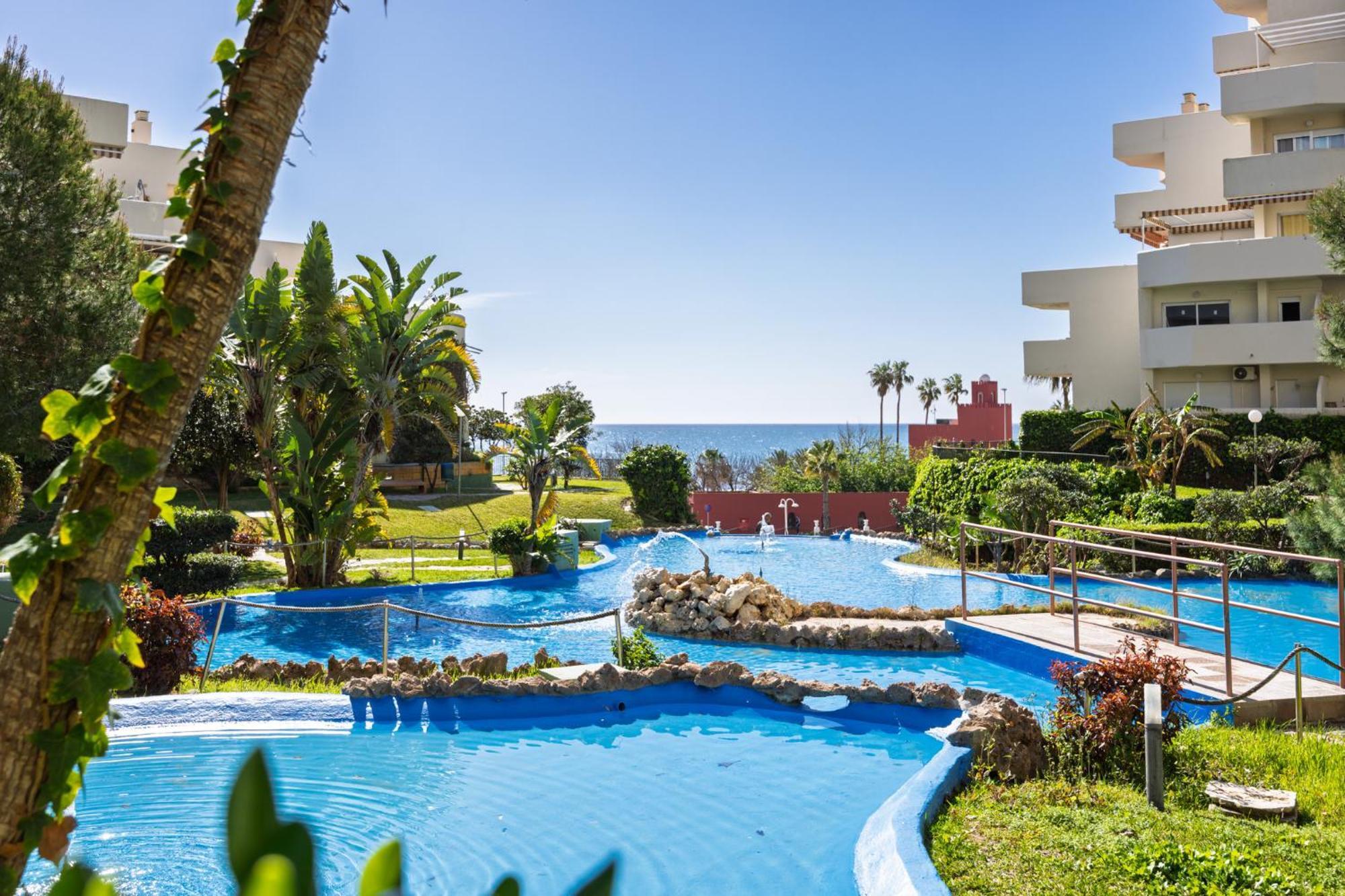 Benalbeach Premium Apartments By Alfresco Stays Benalmadena Exterior photo