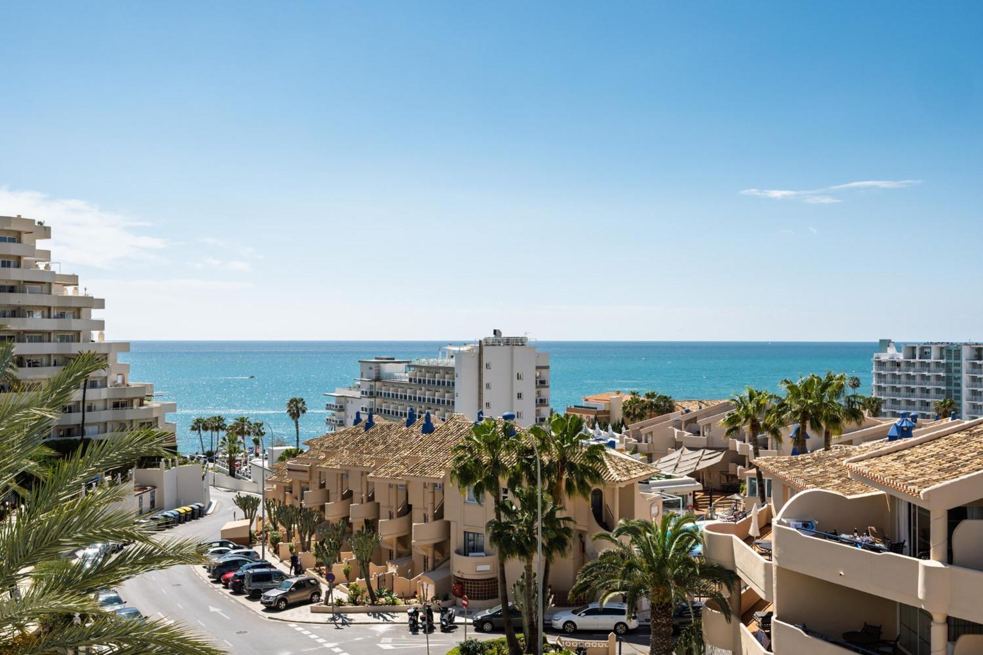 Benalbeach Premium Apartments By Alfresco Stays Benalmadena Exterior photo